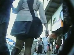 Voyeur street candid upskirt video footage of sexy legs