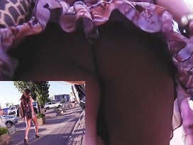 Agreeable passer by with seducing upskirt