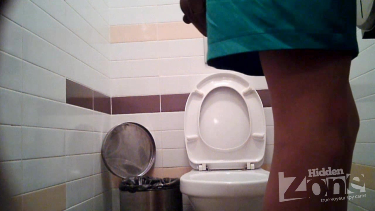 teen voyeur toilet oops cock public