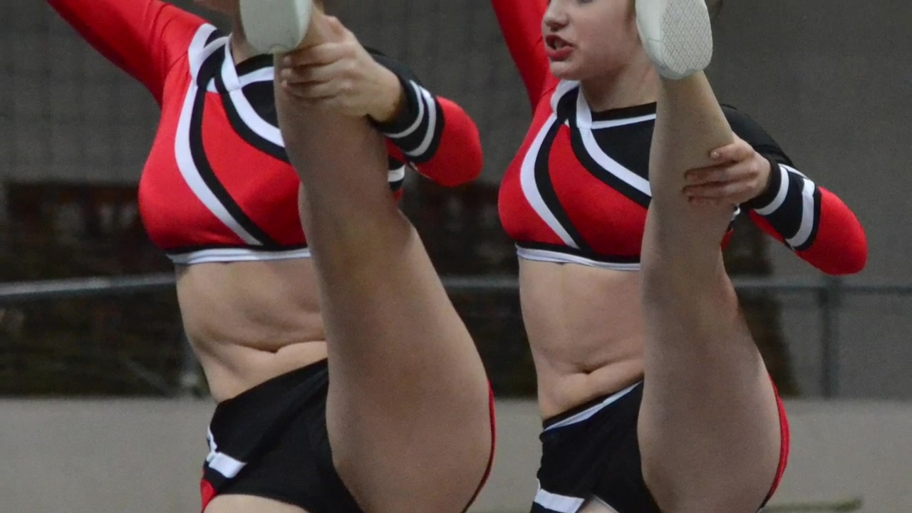 real voyeur teen cheerleader