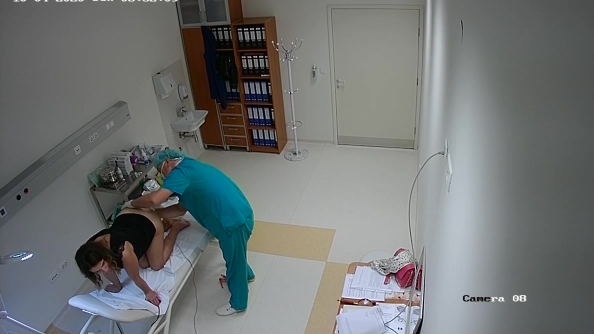 Real-life Rectal Exam Of Girl To Get On All Fours