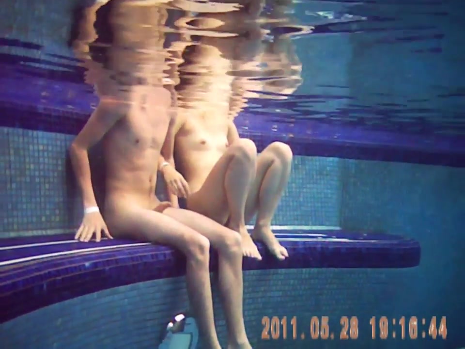 naked girls bath pool voyeured Porn Pics Hd